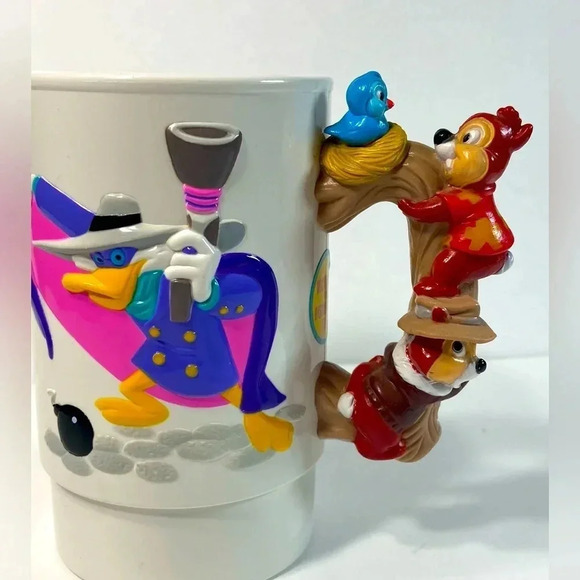 Walt Disneys World on Ice- Darkwing Duck, Chip & Dale, and Tail  Spin 1992 Cup - Picture 11 of 15